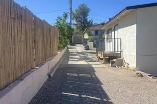 218 E Hardy St, Miami, AZ 85539 - Photo 13