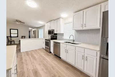 10810 N 91st Avenue #83, Peoria, AZ 85345 - Photo 11
