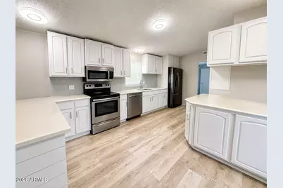10810 N 91st Avenue #83, Peoria, AZ 85345 - Photo 3