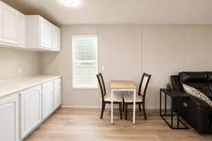 10810 N 91st Ave, Peoria, AZ 85345 - Photo 9