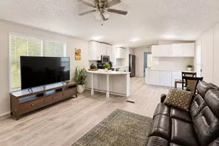 10810 N 91st Ave, Peoria, AZ 85345 - Photo 7