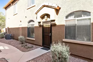2250 E Deer Valley Rd, Phoenix, AZ 85024 - Photo 21