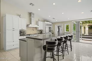 5402 E Laurel Ln, Scottsdale, AZ 85254 - Photo 21