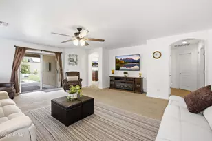 4078 E Maplewood St, Gilbert, AZ 85297 - Photo 15