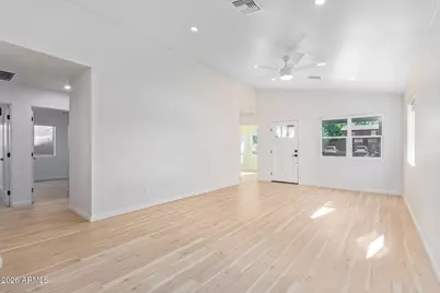 1402 E Pierce Street #MH, Phoenix, AZ 85006 - Photo 3
