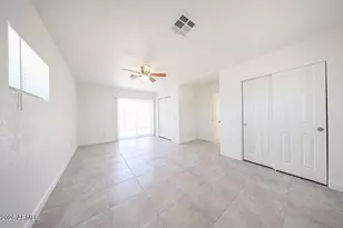 2810 E Roeser Rd, Phoenix, AZ 85040 - Photo 15