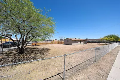 2810 E Roeser Road, Phoenix, AZ 85040 - Photo 3