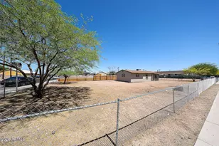 2810 E Roeser Rd, Phoenix, AZ 85040 - Photo 3