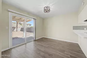17621 N 18th Dr, Phoenix, AZ 85023 - Photo 11