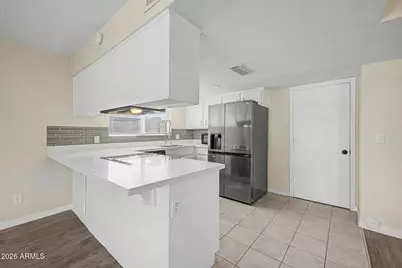 17621 N 18th Drive, Phoenix, AZ 85023 - Photo 13