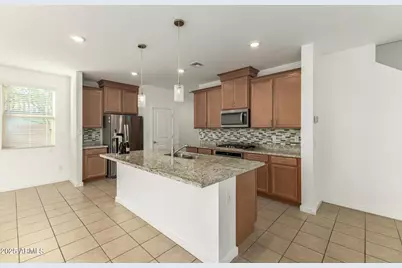 14161 W Voltaire Street, Surprise, AZ 85379 - Photo 5