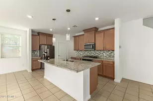 14161 W Voltaire St, Surprise, AZ 85379 - Photo 5