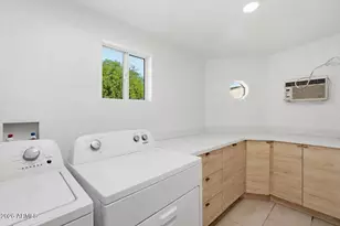 1 N Cottonwood Dr, Gilbert, AZ 85234 - Photo 25