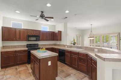 17850 N Navarro Court, Surprise, AZ 85374 - Photo 13