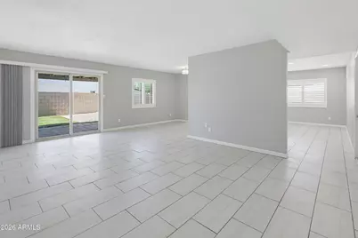 6620 W Mercer Lane, Glendale, AZ 85304 - Photo 7