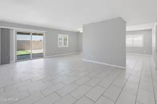 6620 W Mercer Ln, Glendale, AZ 85304 - Photo 7