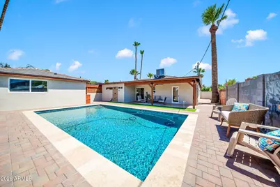 902 W Catalina Drive, Phoenix, AZ 85013 - Photo 47