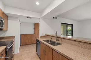 9340 N 92nd St, Scottsdale, AZ 85258 - Photo 7