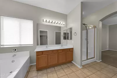 1708 S 79th Glen, Phoenix, AZ 85043 - Photo 15