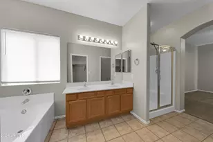 1708 S 79th Glen, Phoenix, AZ 85043 - Photo 15