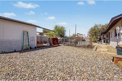 15031 N 24th Place, Phoenix, AZ 85032 - Photo 17