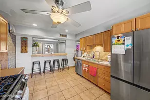 15031 N 24th Pl, Phoenix, AZ 85032 - Photo 7