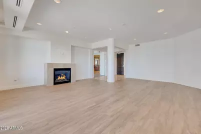 2211 E Camelback Road #409, Phoenix, AZ 85016 - Photo 9