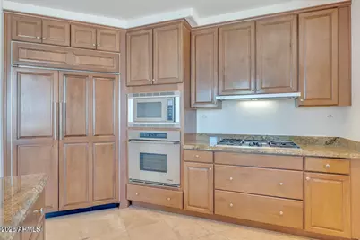 2211 E Camelback Road #409, Phoenix, AZ 85016 - Photo 15