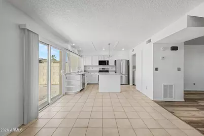 2060 W Hazelwood Parkway #2060, Phoenix, AZ 85015 - Photo 11