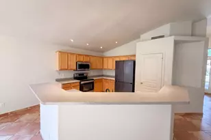 5166 W Bryce Ln, Glendale, AZ 85301 - Photo 11