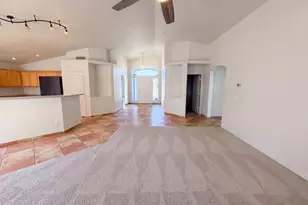 5166 W Bryce Ln, Glendale, AZ 85301 - Photo 9