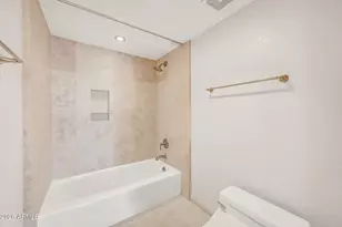 77 E Missouri Ave, Phoenix, AZ 85012 - Photo 51