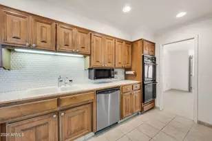 77 E Missouri Ave, Phoenix, AZ 85012 - Photo 27
