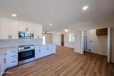 3337 W Ocotillo Road, Phoenix, AZ 85017 - Photo 9