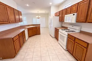 17220 W Cordova Ct, Surprise, AZ 85387 - Photo 7