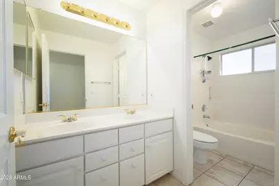 1424 E Horseshoe Avenue, Gilbert, AZ 85296 - Photo 27