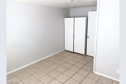 1125 E Devonshire Avenue #Apt 5, Phoenix, AZ 85014 - Photo 9