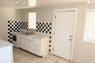 1125 E Devonshire Ave, Phoenix, AZ 85014 - Photo 3