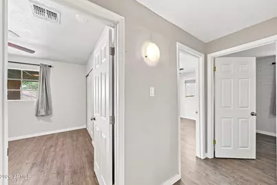 10223 N 17th Drive, Phoenix, AZ 85021 - Photo 15