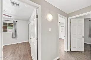 10223 N 17th Dr, Phoenix, AZ 85021 - Photo 15