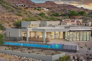 7903 N 54th Pl, Paradise Valley, AZ 85253 - Photo 1