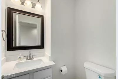 111 W Beth Drive, Phoenix, AZ 85041 - Photo 19