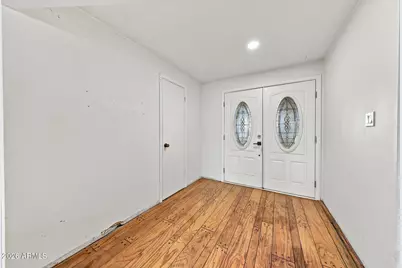 4002 W Augusta Avenue, Phoenix, AZ 85051 - Photo 7
