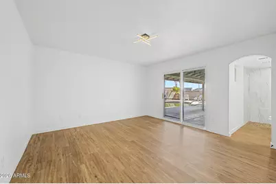 10819 W Frier Drive, Glendale, AZ 85307 - Photo 7