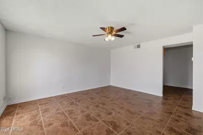 4615 N 39th Avenue #19, Phoenix, AZ 85019 - Photo 5