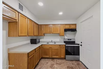 4615 N 39th Avenue #19, Phoenix, AZ 85019 - Photo 7