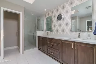 7955 E Chaparral Rd, Scottsdale, AZ 85250 - Photo 17
