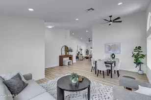 5538 W Fallen Leaf Ln, Glendale, AZ 85310 - Photo 7