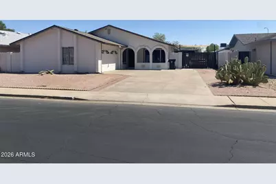 2221 W El Moro Avenue, Mesa, AZ 85202 - Photo 1