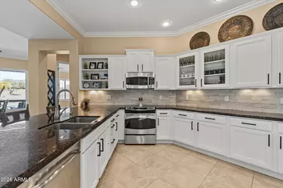 12455 W Yellow Bird Lane, Peoria, AZ 85383 - Photo 11